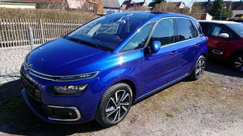 Lazuli blau Gebraucht 2019 Citroën C4 SpaceTourer Shine Van / Kleinbus | 19.980 € (Fairer Preis) - Bild 1/4