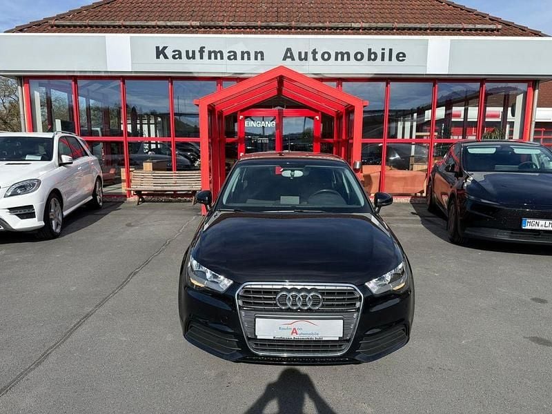 Gebraucht Audi A1 Sportback Attraction 86 PS (63 kW) 2012 Schwarz Kleinwagen