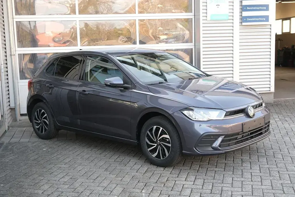 Neu VW Polo Life 95 PS (69 kW) 2026 Grau Kleinwagen