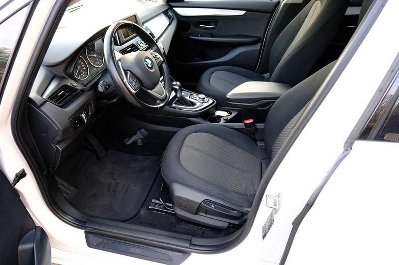 Gebraucht BMW 216 Active Tourer 116 PS (85 kW) 2016 Weiß Van / Kleinbus