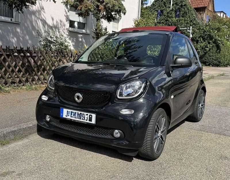 Schwarz Gebraucht 2017 Smart ForTwo Cabrio Brabus Cabrio | 13.200 € (Guter Preis) - Bild 1/4