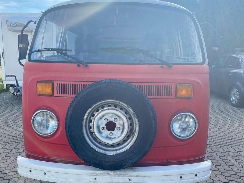 Gebraucht VW T2 69 PS (50 kW) 1976 Rot Van