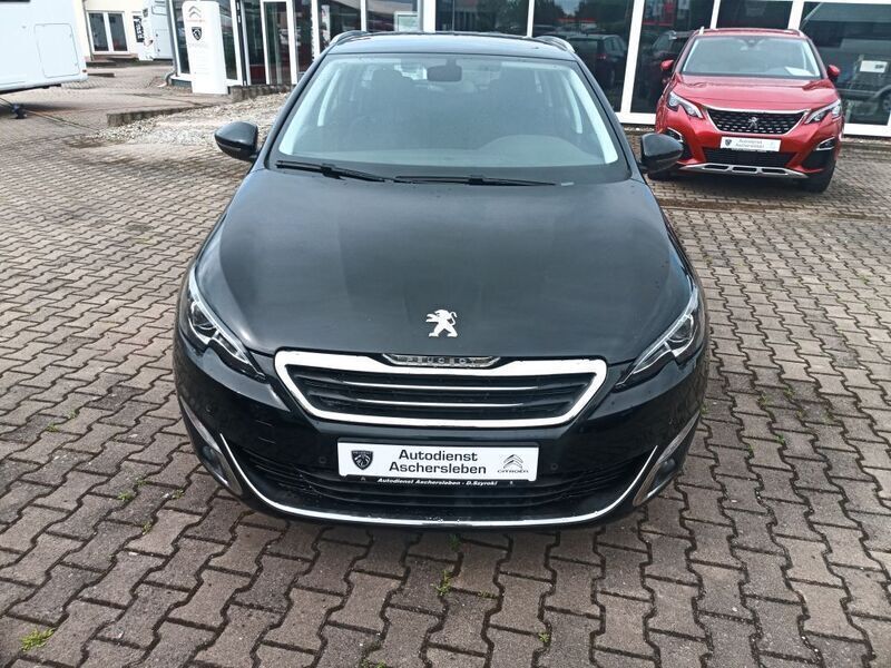 Ktv lackierung schwarz perla nera (metallic) Gebraucht 2016 Peugeot 308 Allure Kombi | 11.790 € (Fairer Preis) - Bild 1/4