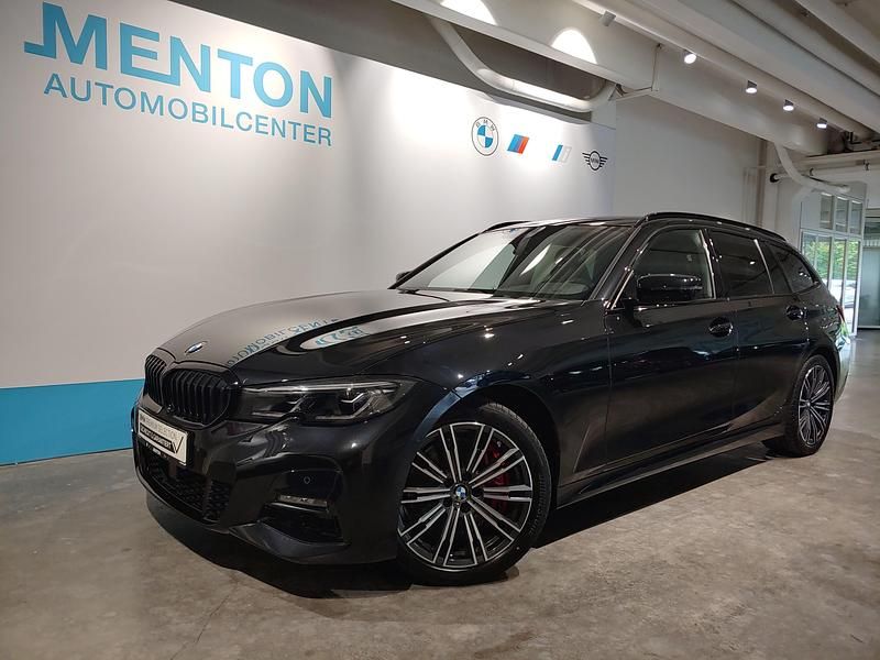 Schwarz Gebraucht 2022 BMW 320 Performance Kombi | 31.290 € (Fairer Preis) - Bild 1/4