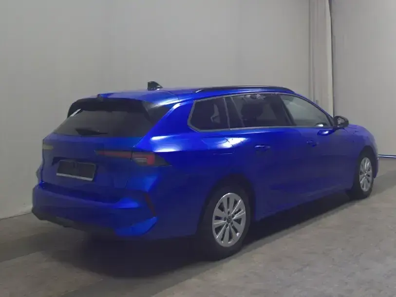 Gebraucht Opel Astra Edition 131 PS (96 kW) 2024 Blau Kleinwagen