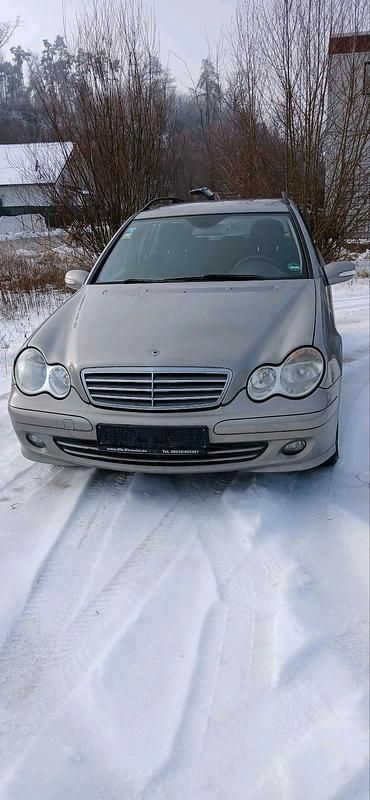 Gebraucht 2005 Mercedes C180 Kombi | 1.400 € (Guter Preis) - Bild 1/4