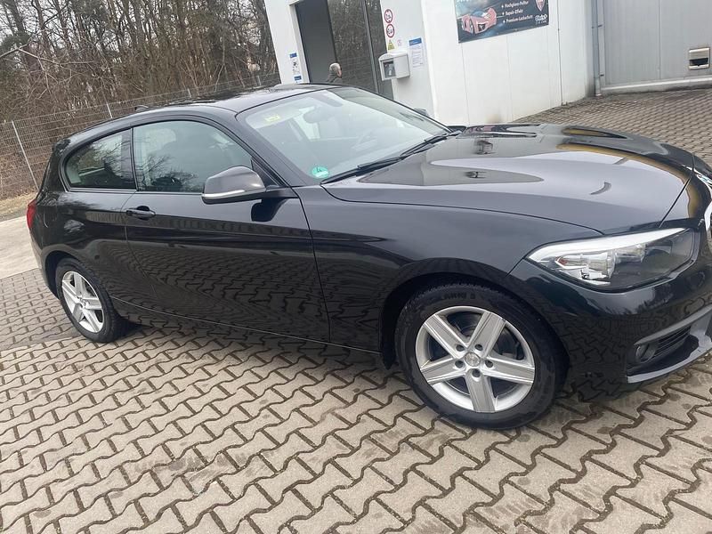 Gebraucht BMW 118 Coupé 136 PS (100 kW) 2015 Schwarz Coupé