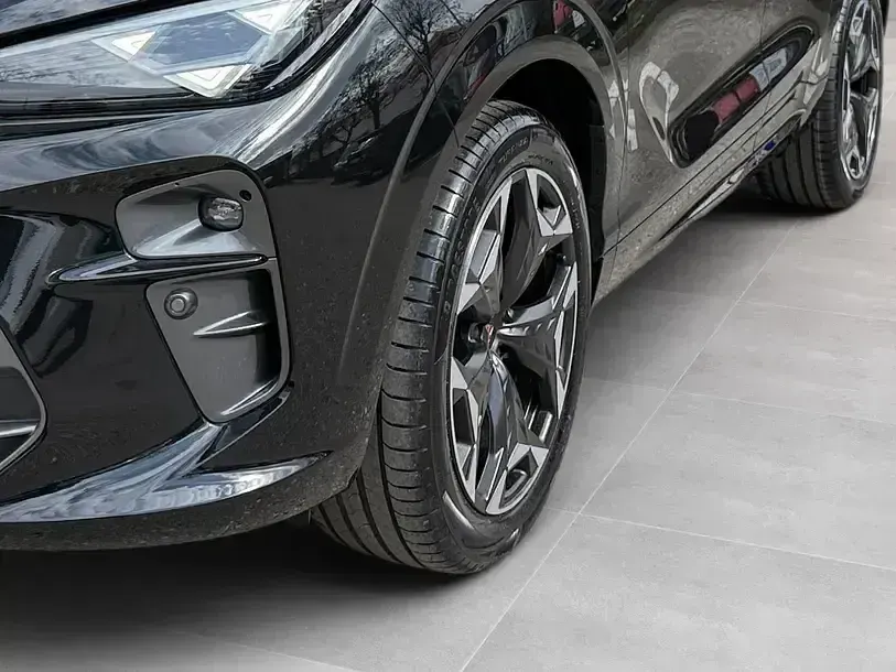 Gebraucht Cupra Terramar VZ 265 PS (194 kW) 2026 Mythosschwarz SUV