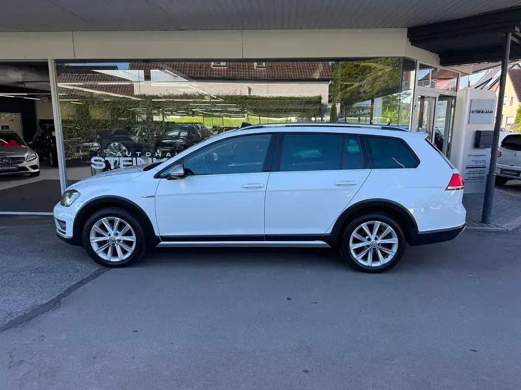 Gebraucht VW Golf VII 184 PS (135 kW) 2016 Weiß Kombi