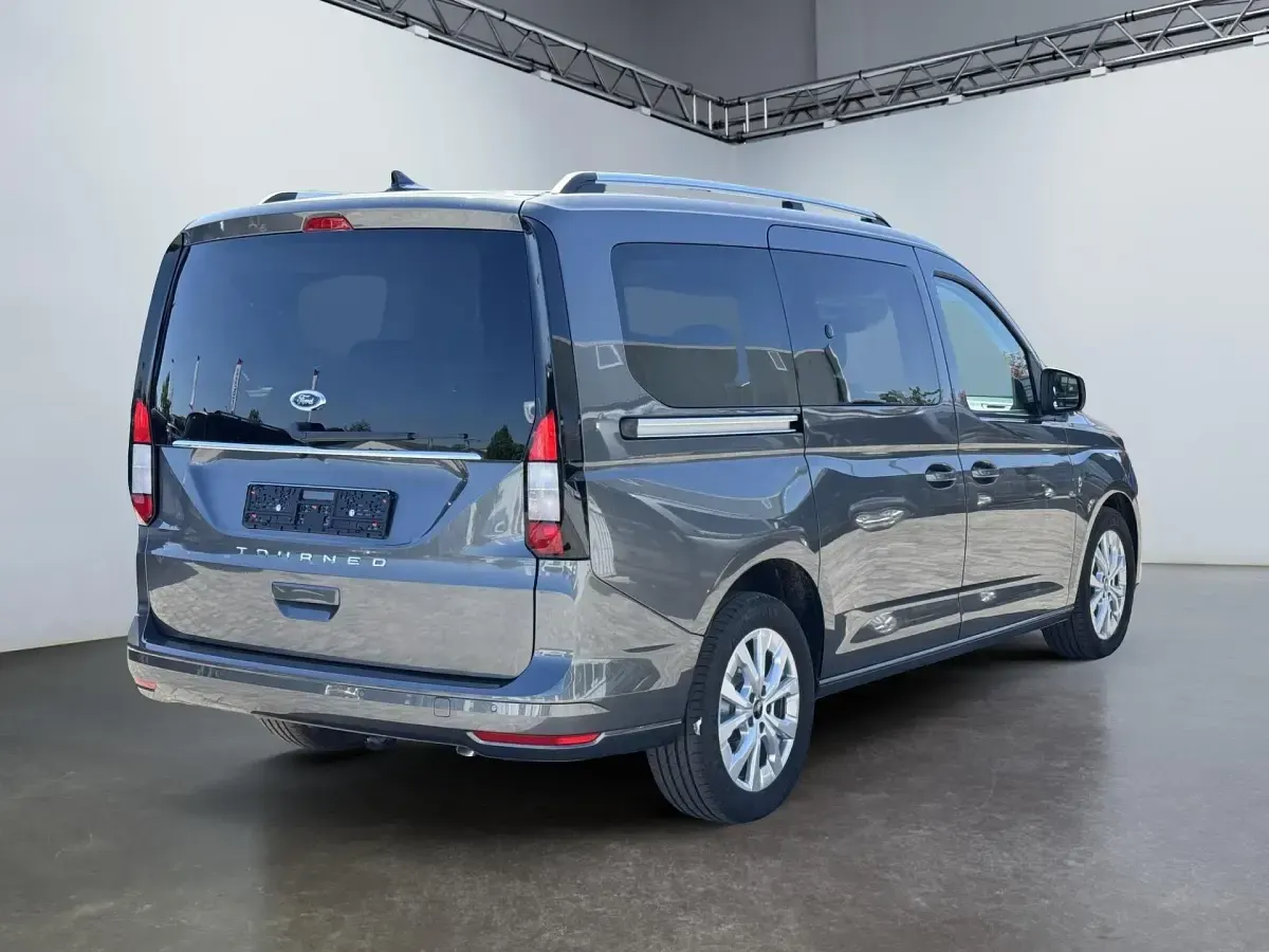 Neu Ford Tourneo Titanium 122 PS (89 kW) 2026 Graphite grey metallic Van / Kleinbus