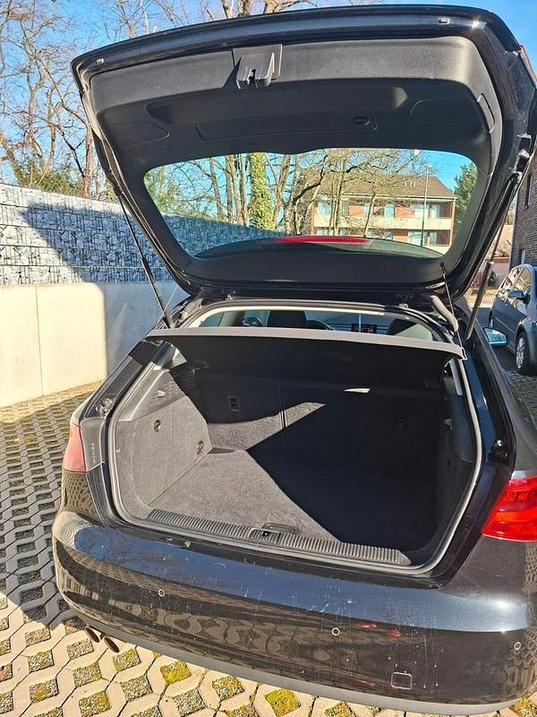 Gebraucht Audi A3 Ambition 125 PS (91 kW) 2013 Schwarz Limousine