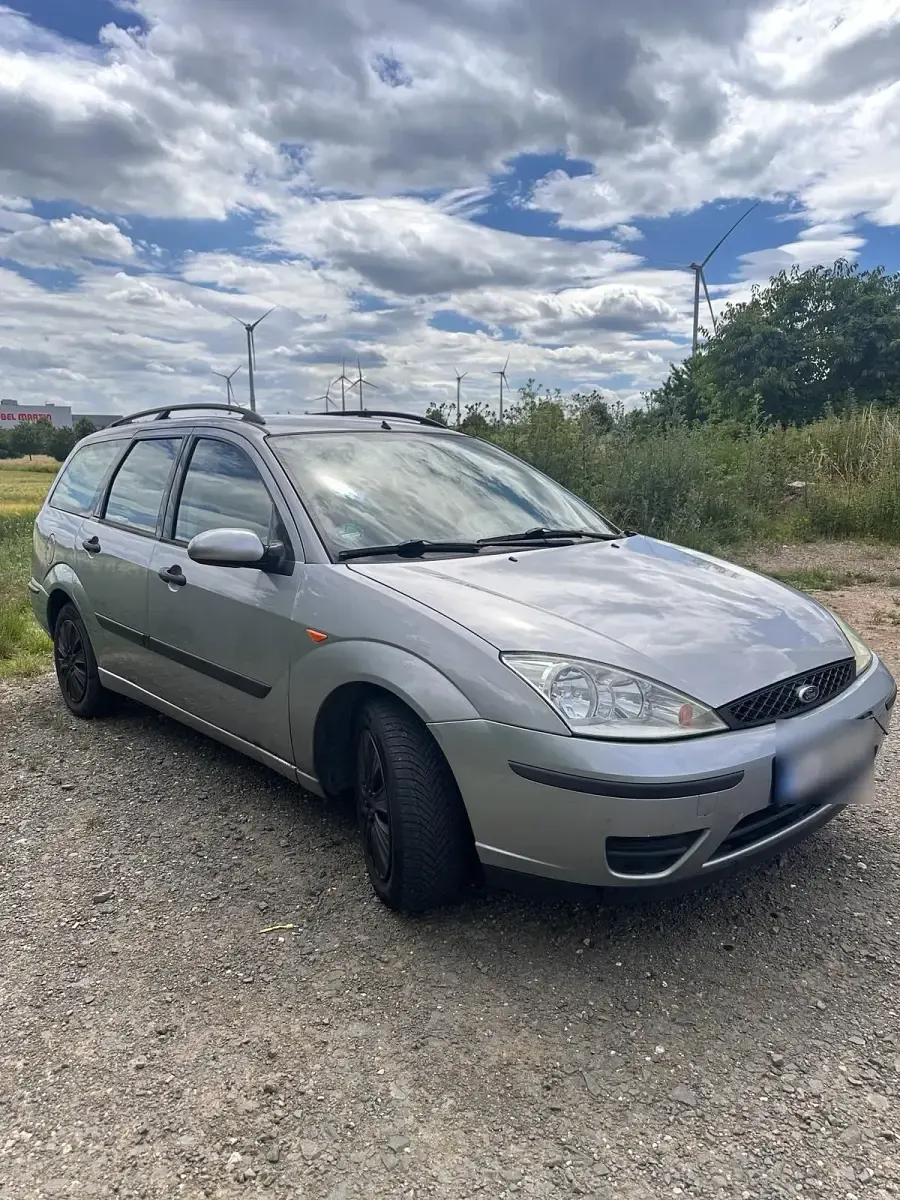 Gebraucht Ford Focus 101 PS (74 kW) 2005 Silber Kombi