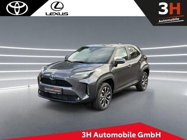 Grau (mehrere farben verfügbar!) Neu 2024 Toyota Yaris Cross Team SUV | 27.490 € (Superpreis) - Bild 1/4