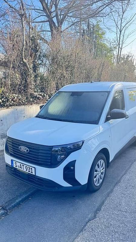 Gebraucht Ford Transit Trend 101 PS (74 kW) 2025 Weiß Van