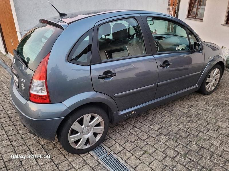 Grau Gebraucht 2006 Citroën C3 VTR Sport Kleinwagen | 2.000 € (Fairer Preis) - Bild 1/4