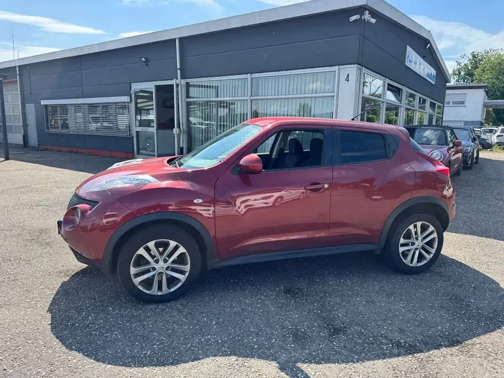 Gebraucht Nissan Juke Tekna 110 PS (80 kW) 2011 Rot SUV