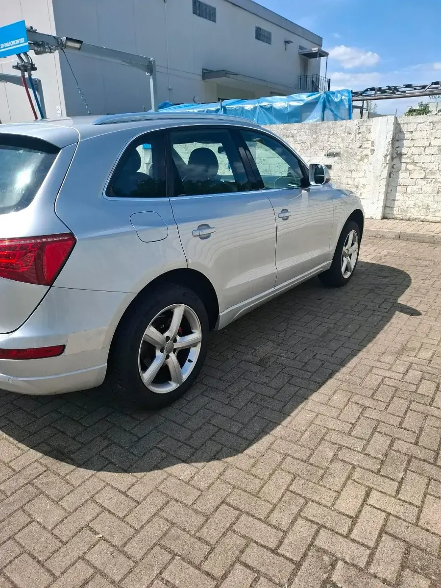 Gebraucht Audi Q5 177 PS (130 kW) 2010 Grau SUV