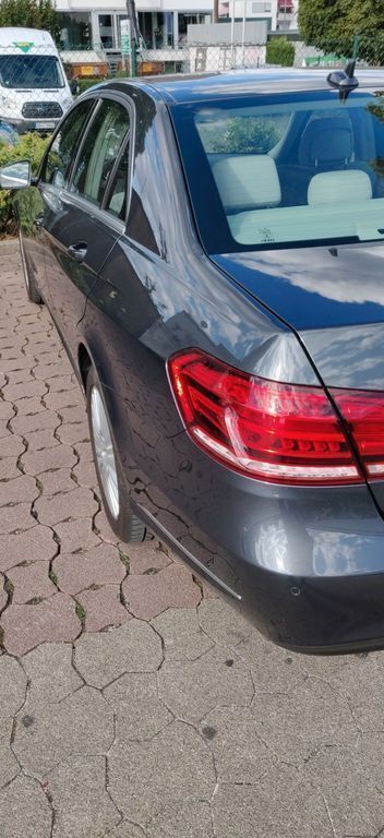 Gebraucht Mercedes E200 Elegance 184 PS (135 kW) 2014 Grau Limousine