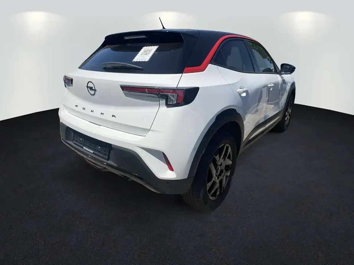 Gebraucht Opel Mokka GS Line 101 PS (74 kW) 2023 Jade weiss/arktis weiss (metallic) SUV