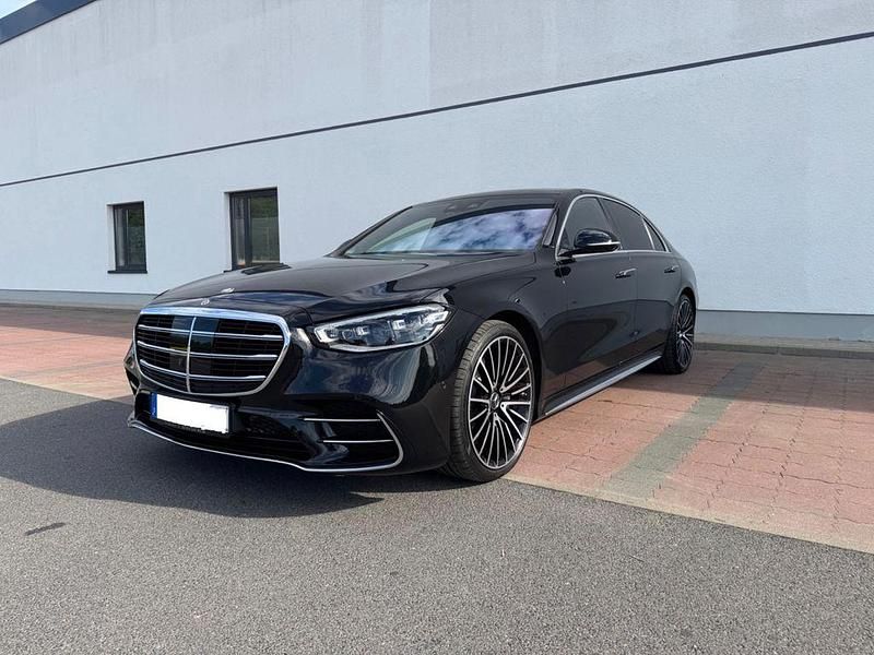 Schwarz Gebraucht 2022 Mercedes S500 Limousine | 94.990 € (Teuer) - Bild 1/4