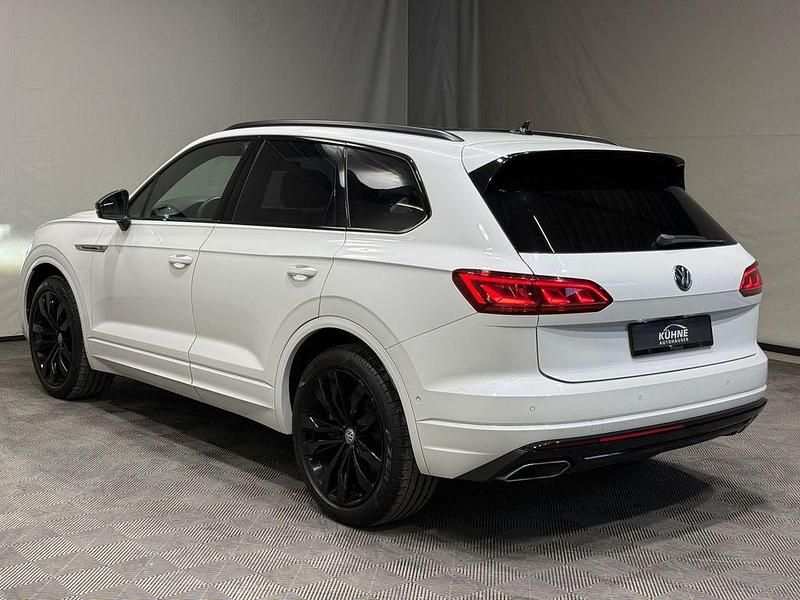 Gebraucht VW Touareg Basis 421 PS (309 kW) 2019 Weiß, SUV