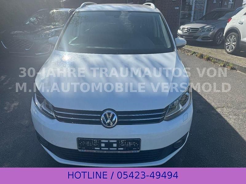 Gebraucht VW Touran Highline 140 PS (102 kW) 2014 Weiß Van / Kleinbus