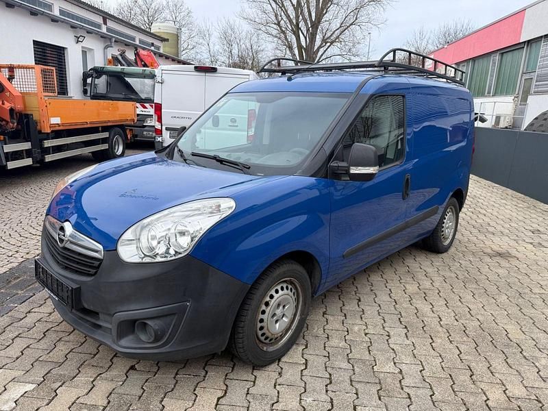 Second-hand Opel Combo 95 CP (69 kW) 2013 Albastru Monovolum