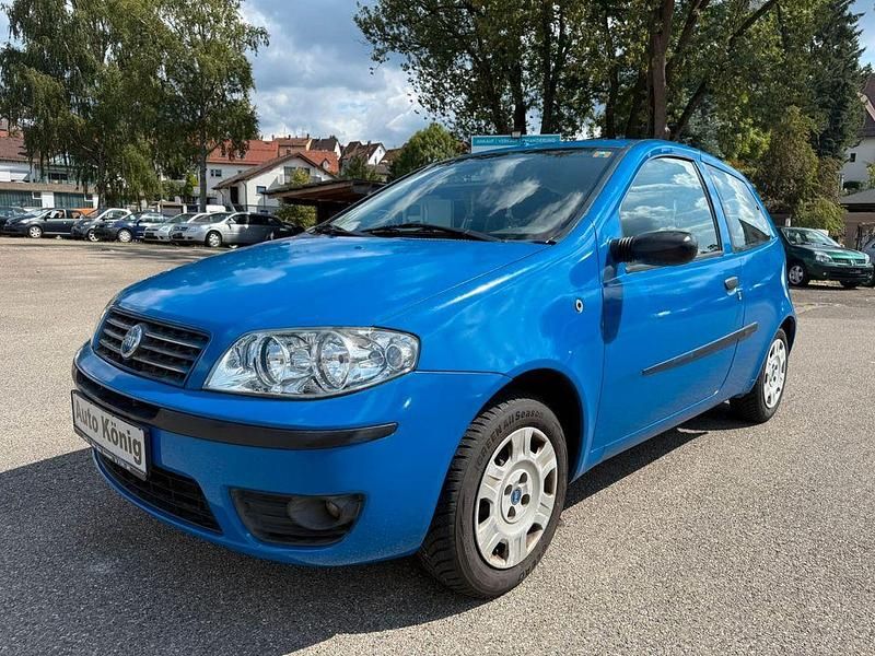 Blau Gebraucht 2005 Fiat Punto Active Kleinwagen | 1.390 € (Fairer Preis) - Bild 1/4