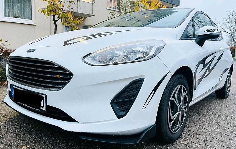 Gebraucht Ford Fiesta 86 PS (63 kW) 2019 Weiß Kleinwagen