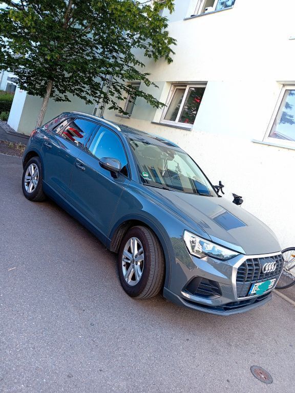Grau Gebraucht 2021 Audi Q3 SUV | 22.500 € - Bild 1/1