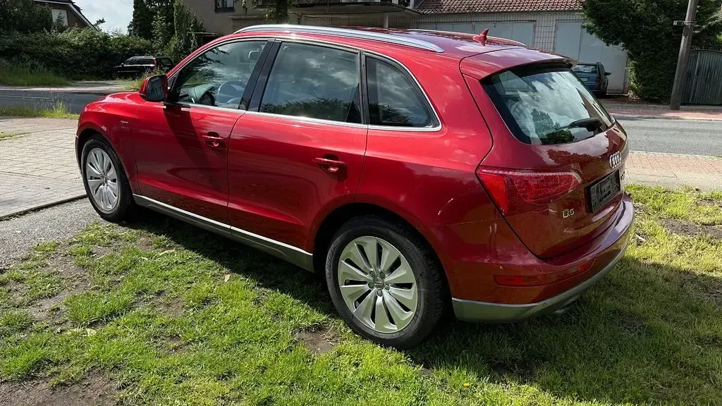 Gebraucht Audi Q5 211 PS (155 kW) 2011 Rot SUV