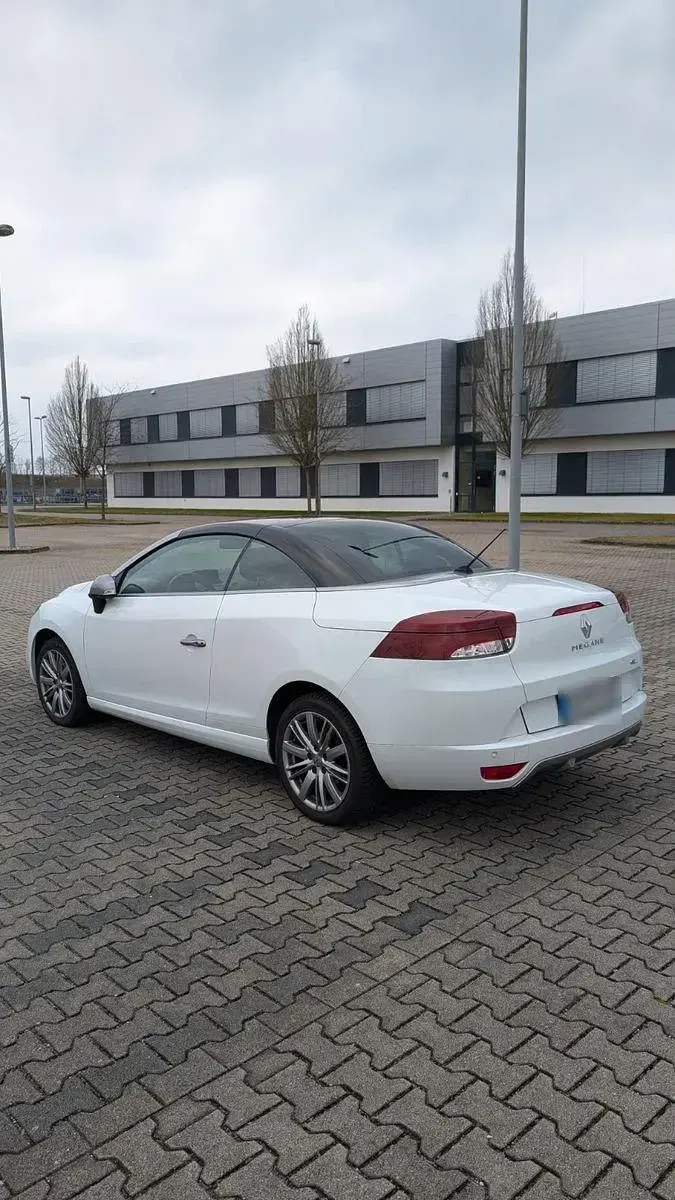 Gebraucht Renault Mégane Cabriolet Dynamique 131 PS (96 kW) 2013 Weiß Cabrio
