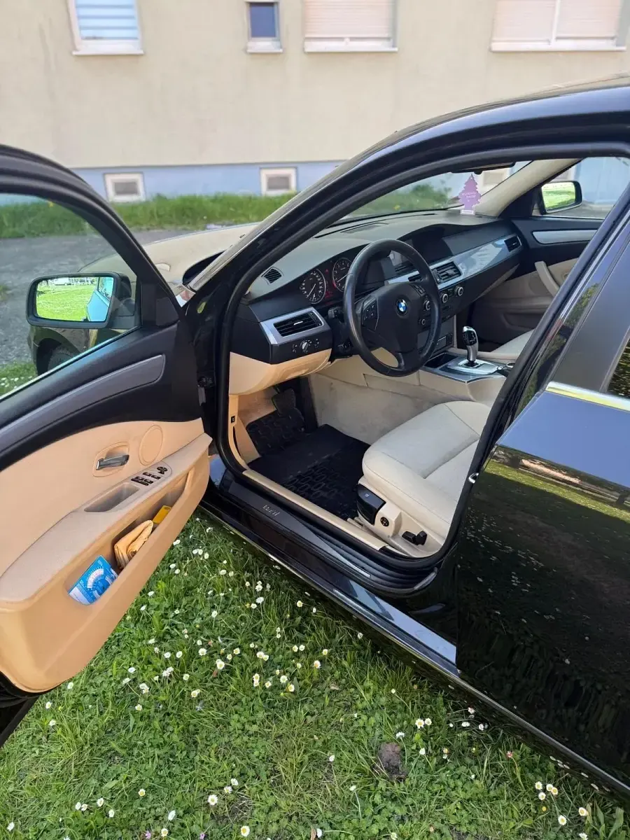 Brugt BMW 525 218 HK (160 kW) 2008 Sort Sedan