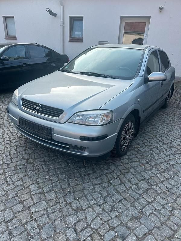 Gebraucht Opel Astra 75 PS (55 kW) 2003 Andere farben Limousine