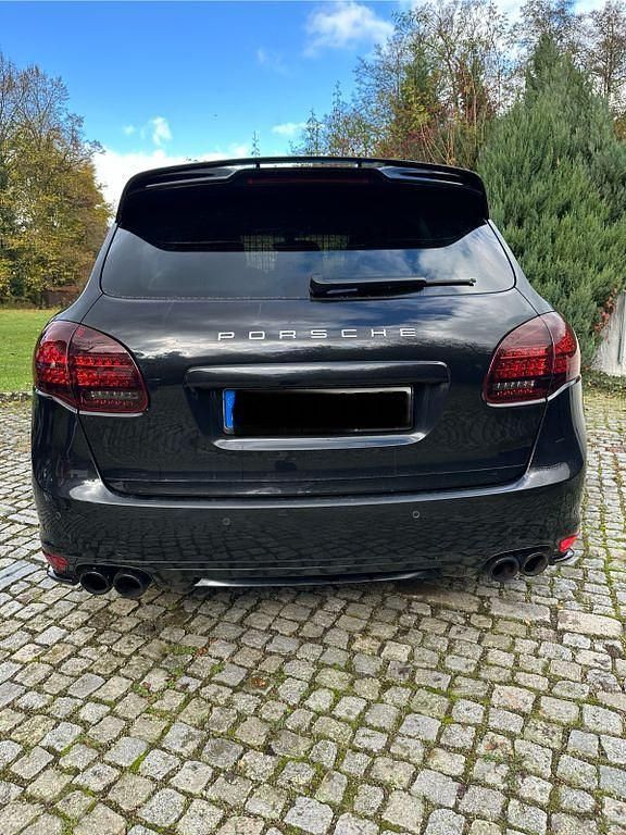 Gebraucht Porsche Cayenne GTS 420 PS (308 kW) 2012 Schwarz SUV