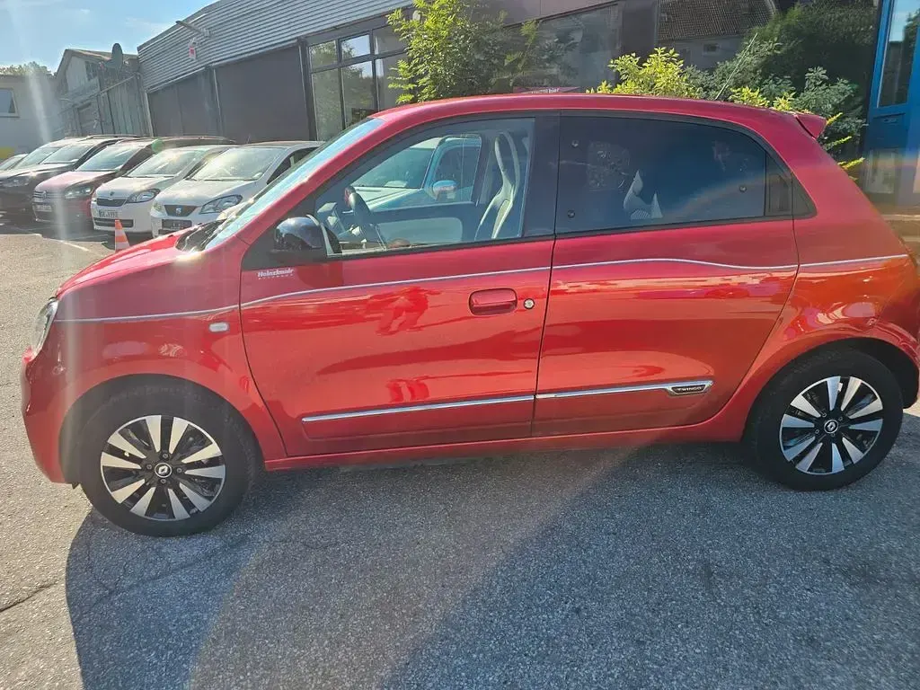 Gebraucht Renault Twingo Techno 60 kW (82 PS) 2023 Rot Kleinwagen