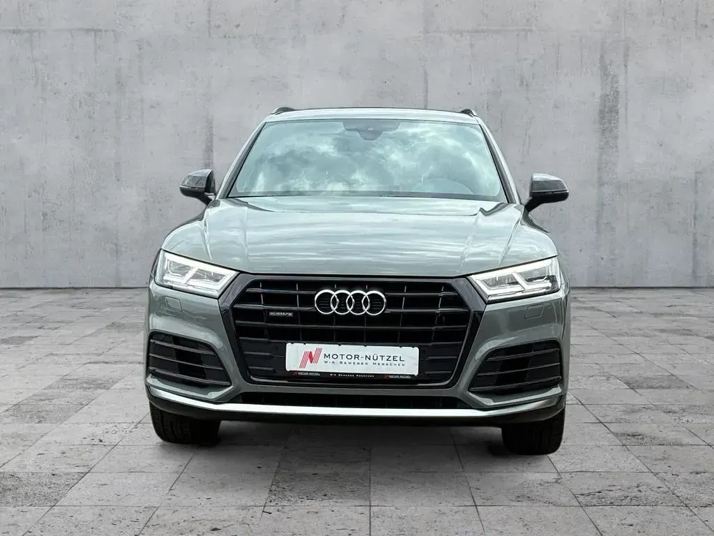 Gebraucht Audi Q5 Competition 190 PS (139 kW) 2019 Grau SUV