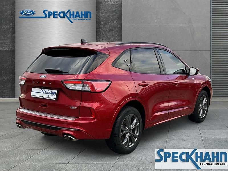 Gebraucht Ford Kuga ST-Line 224 PS (164 kW) 2022 Rot SUV