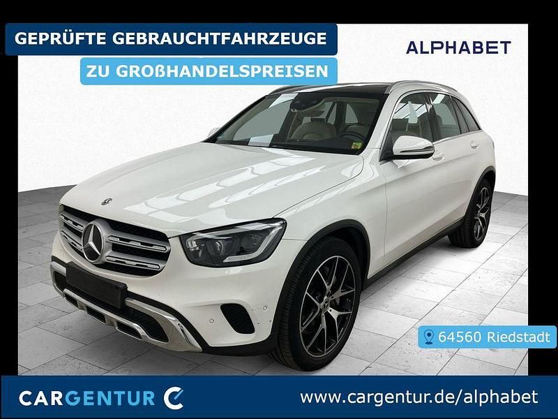 Polarweiß Gebraucht 2020 Mercedes GLC400d SUV | 31.797 € (Guter Preis) - Bild 1/2