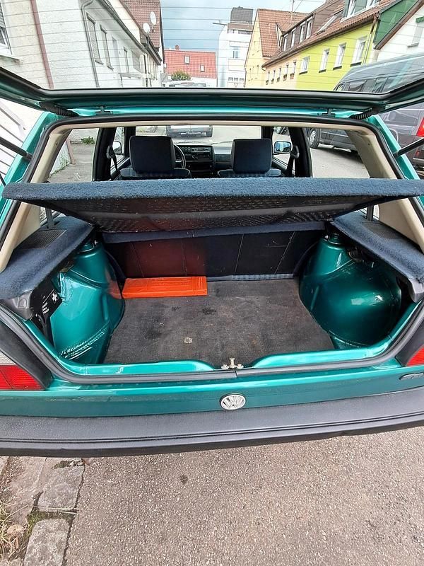 Gebraucht VW Golf II 55 PS (40 kW) 1990 Grün Kleinwagen