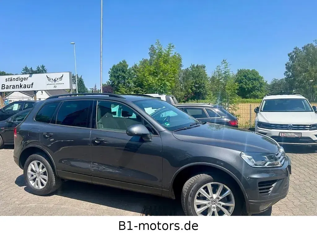 Gebraucht VW Touareg Terrain Tech 262 PS (192 kW) 2014 Grau SUV