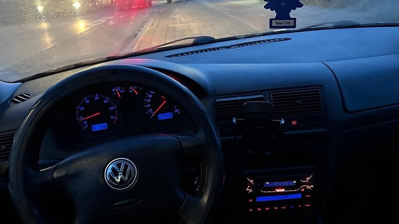 Gebraucht VW Golf IV 101 PS (74 kW) 1999 Schwarz Kleinwagen