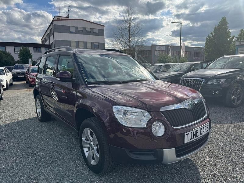 Rot Gebraucht 2012 Skoda Yeti Ambition SUV | 5.950 € (Fairer Preis) - Bild 1/4