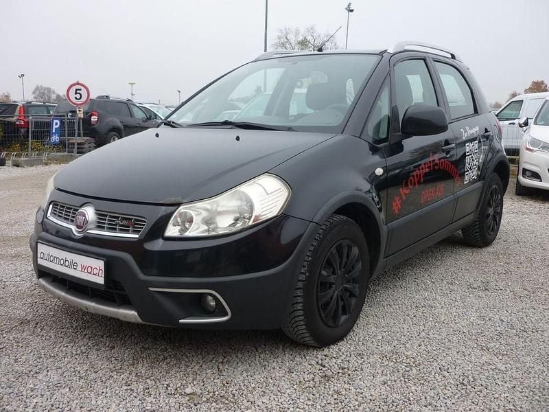 Schwarz Gebraucht 2011 Fiat Sedici Emotion SUV | 4.450 € (Fairer Preis) - Bild 1/4