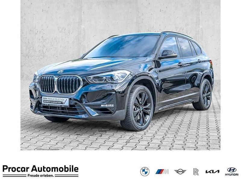 Schwarz Gebraucht 2021 BMW X1 Sport Line SUV | 25.940 € (Fairer Preis) - Bild 1/4