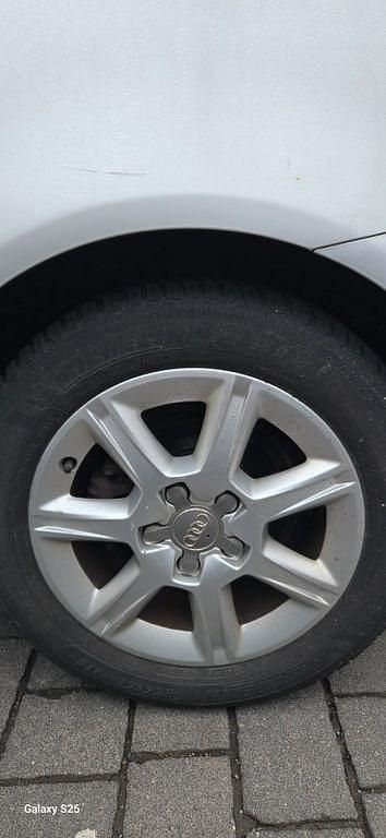 Gebraucht Audi A3 Ambiente 125 PS (91 kW) 2009 Weiß Kleinwagen