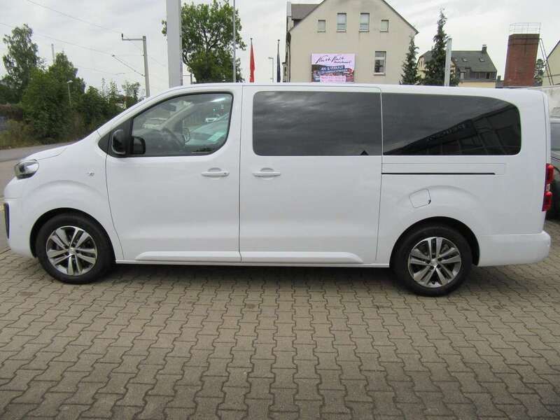 Gebraucht Peugeot Traveller Active 177 PS (130 kW) 2023 Weiß Van / Kleinbus