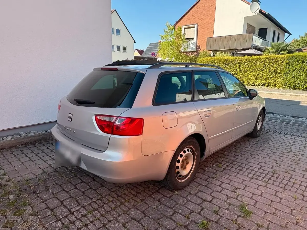 Gebraucht Seat Exeo 143 PS (105 kW) 2012 Silber Kombi