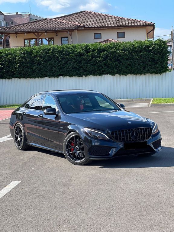 Schwarz Gebraucht 2016 Mercedes C450 AMG AMG Limousine | 28.000 € (Guter Preis) - Bild 1/4