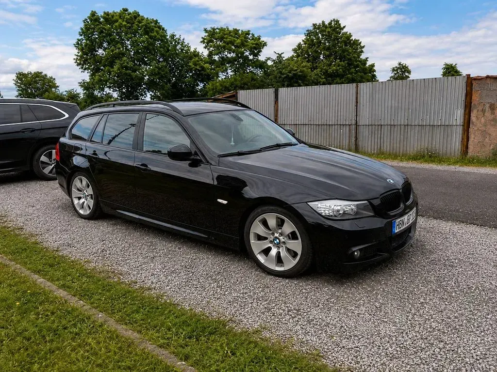 Gebraucht BMW 330 Performance 245 PS (180 kW) 2008 Schwarz Kombi